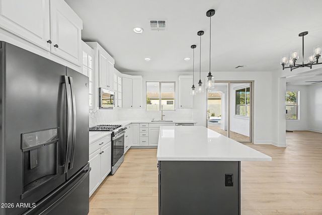 5145 S TODD Lane, Mesa, AZ 85212