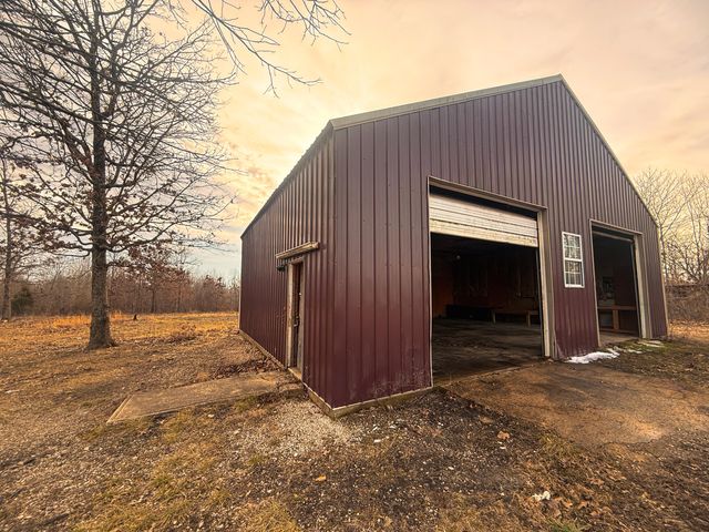 1150 Aa Highway, Alton, MO 65606