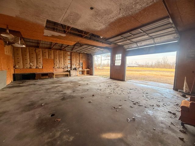 1150 Aa Highway, Alton, MO 65606