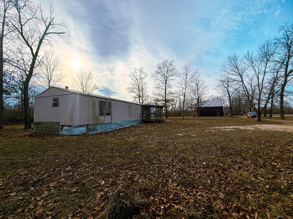 1150 Aa Highway, Alton, MO 65606