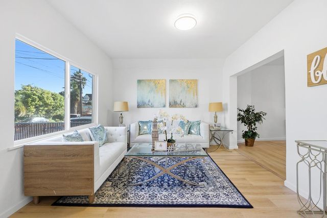 2217 E 24th Street, Oakland, CA 94606