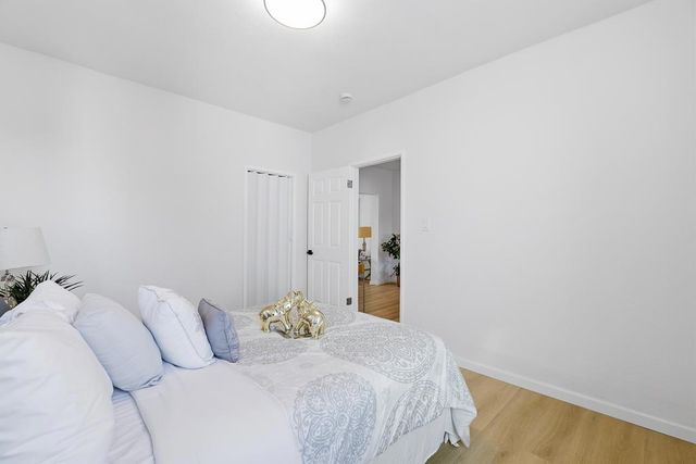 2217 E 24th Street, Oakland, CA 94606