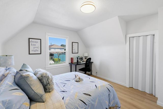 2217 E 24th Street, Oakland, CA 94606