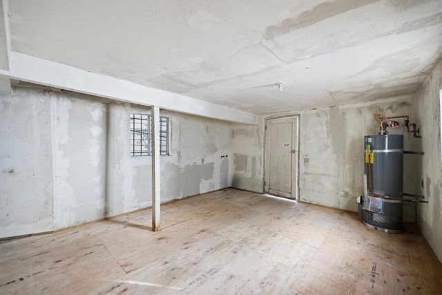 2217 E 24th Street, Oakland, CA 94606