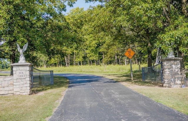 1800 Lynnbrook Court, Orient, OH 43146