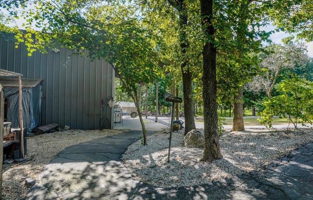 1800 Lynnbrook Court, Orient, OH 43146