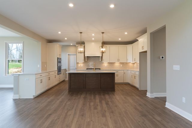 1506 Crystal Rim, Hebron, KY 41048