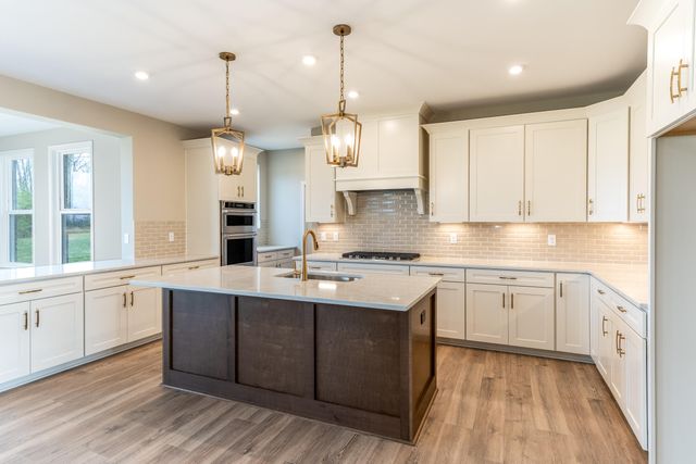 1506 Crystal Rim, Hebron, KY 41048