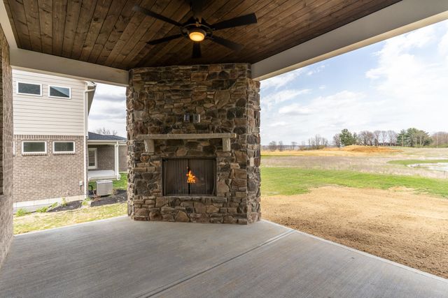 1506 Crystal Rim, Hebron, KY 41048