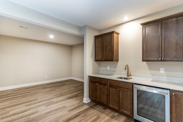 1506 Crystal Rim, Hebron, KY 41048