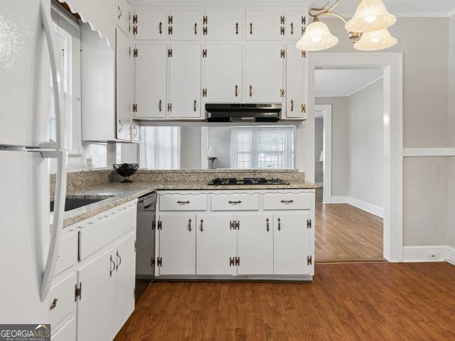 183 Athens Street, Hartwell, GA 30643