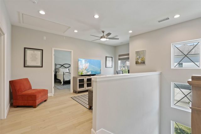 154 Sycamore Street, Shenandoah, TX 77384