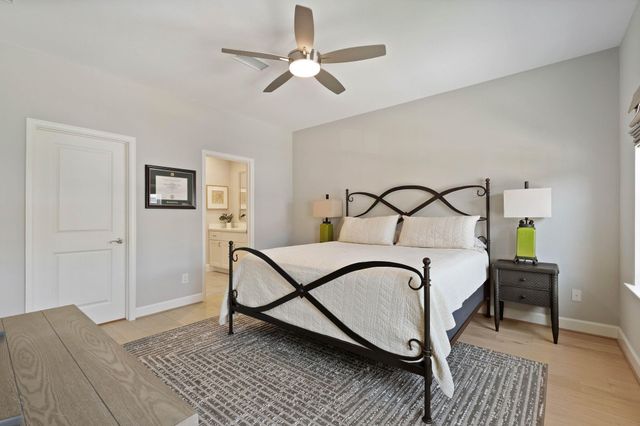 154 Sycamore Street, Shenandoah, TX 77384