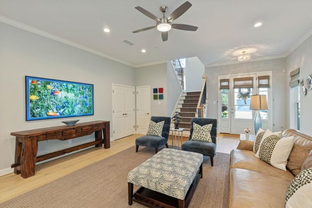 154 Sycamore Street, Shenandoah, TX 77384