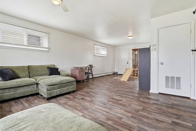 25 Lincoln Ave, North Irwin, PA 15642