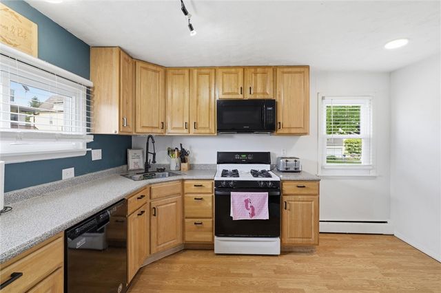 25 Lincoln Ave, North Irwin, PA 15642
