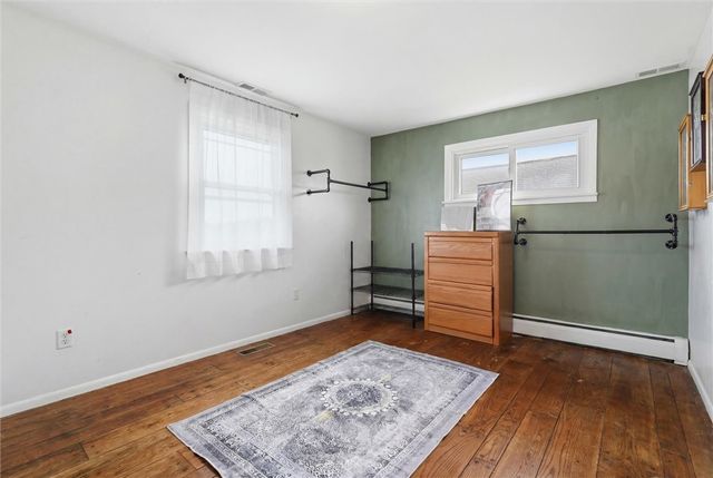 25 Lincoln Ave, North Irwin, PA 15642