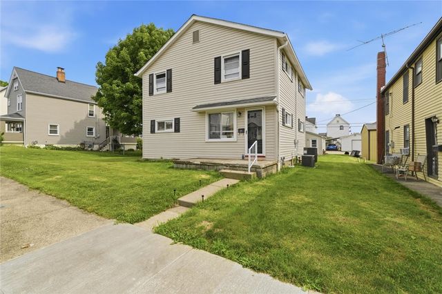 25 Lincoln Ave, North Irwin, PA 15642