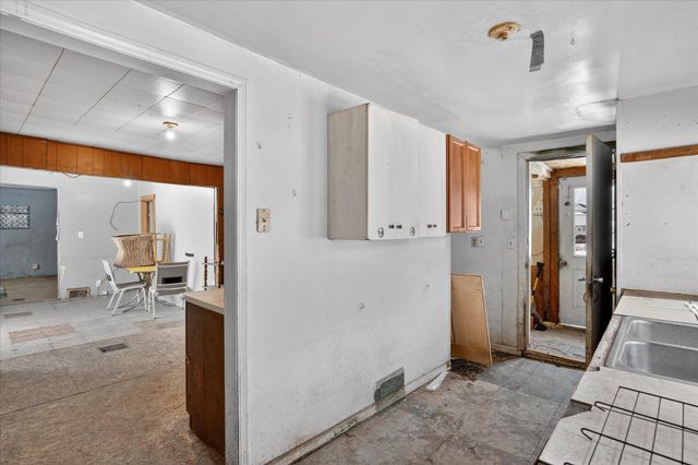 45 Warren Street, Battle Creek City, MI 49014