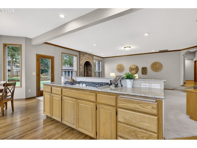 5778 Se MCNARY Rd, Milwaukie, OR 97267