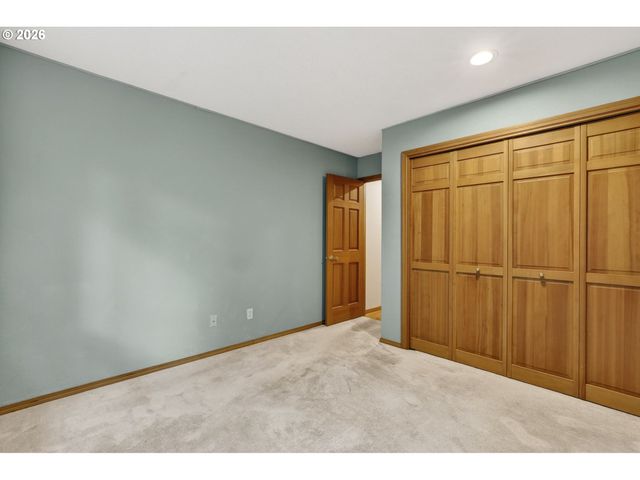 5778 Se MCNARY Rd, Milwaukie, OR 97267