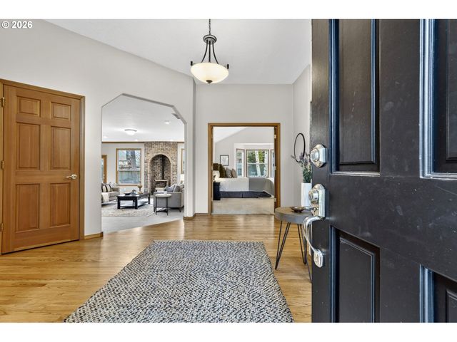 5778 Se MCNARY Rd, Milwaukie, OR 97267