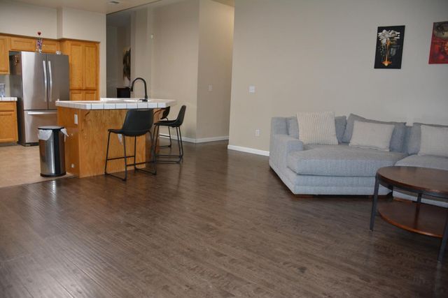 5221 Old Town Ln, Salida, CA 95368