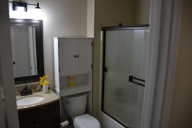 5221 Old Town Ln, Salida, CA 95368