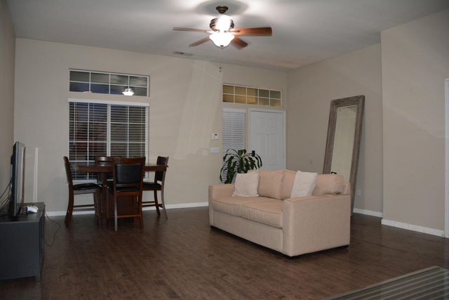 5221 Old Town Ln, Salida, CA 95368
