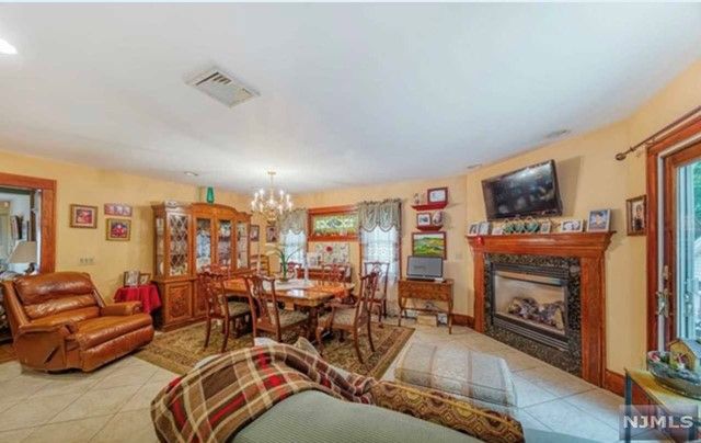 478 Leonia Avenue, Bogota, NJ 07603