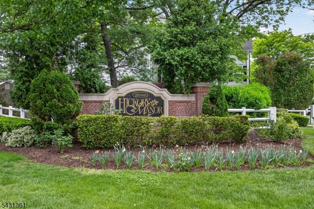 712 Firethorn Dr, Union Twp., NJ 07083