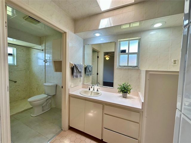 701 SPICEWOOD DRIVE, Lakeland, FL 33801