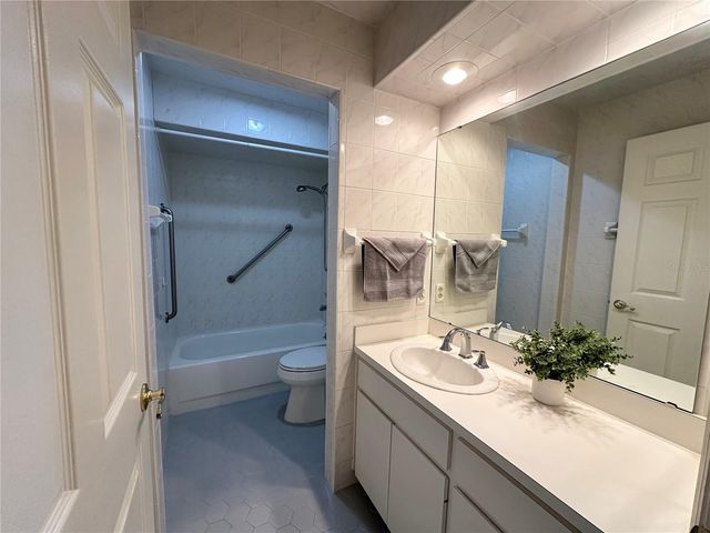 701 SPICEWOOD DRIVE, Lakeland, FL 33801