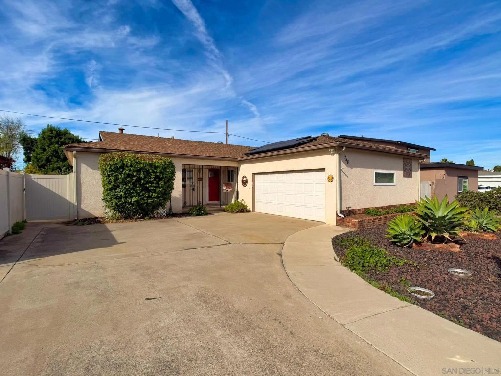 758 APPLEWOOD DRIVE, El Cajon, CA 92021