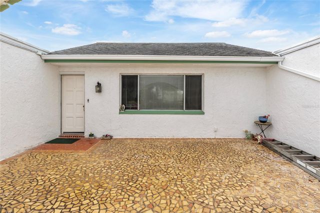 3228 ROCK VALLEY DRIVE, Holiday, FL 34691