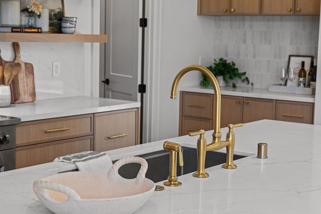 5556 Fetz Ln, Fair Oaks, CA 95628