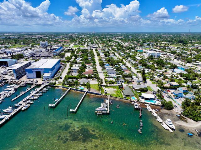 265 E 23RD Street, Riviera Beach, FL 33404
