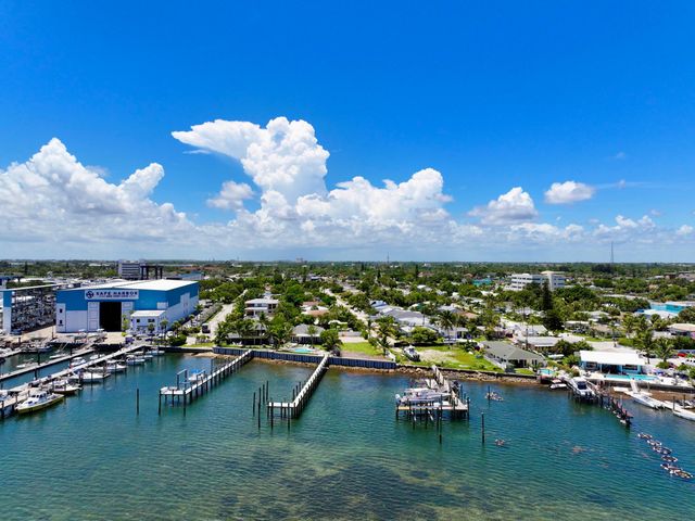 265 E 23RD Street, Riviera Beach, FL 33404