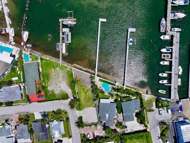 265 E 23RD Street, Riviera Beach, FL 33404