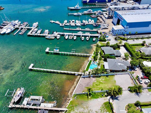265 E 23RD Street, Riviera Beach, FL 33404