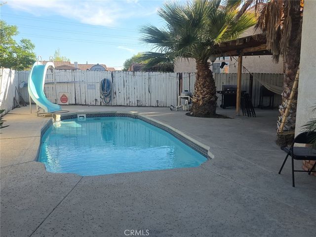 12369 Quanah Court, Victorville, CA 92395