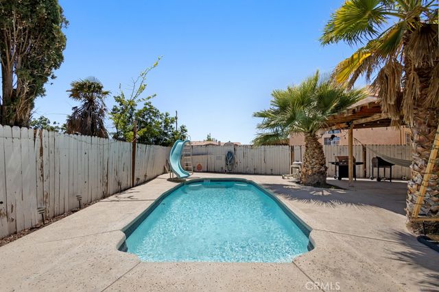 12369 Quanah Court, Victorville, CA 92395