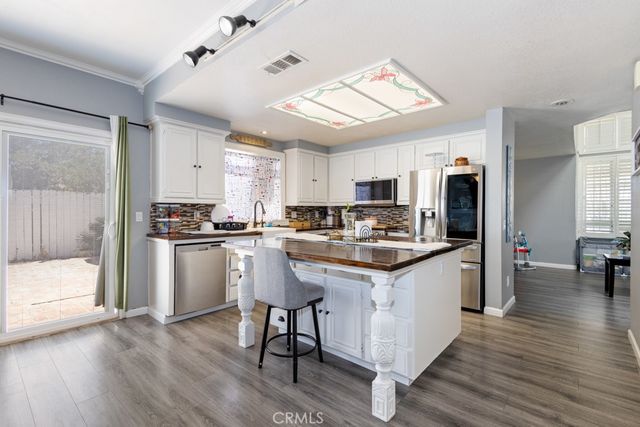 12369 Quanah Court, Victorville, CA 92395