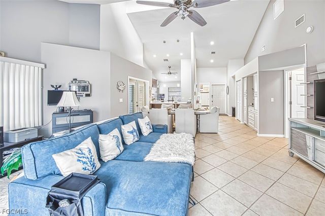 5500 Harbour Castle DR, Fort Myers, FL 33907