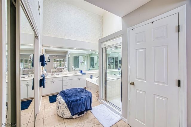 5500 Harbour Castle DR, Fort Myers, FL 33907