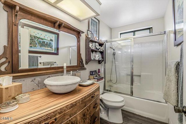 6186 Irena Avenue, Camarillo, CA 93012