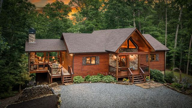 115 Brighton Way, Mineral Bluff, GA 30559