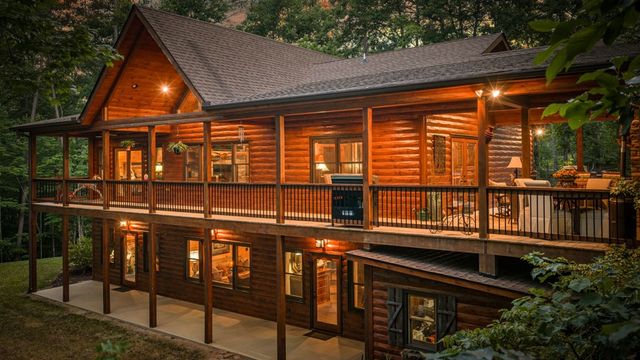 115 Brighton Way, Mineral Bluff, GA 30559