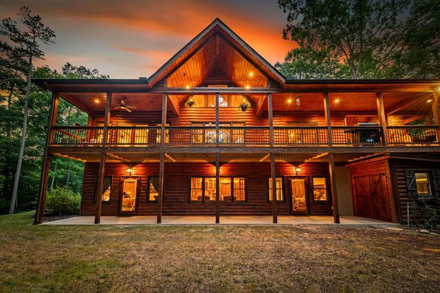 115 Brighton Way, Mineral Bluff, GA 30559
