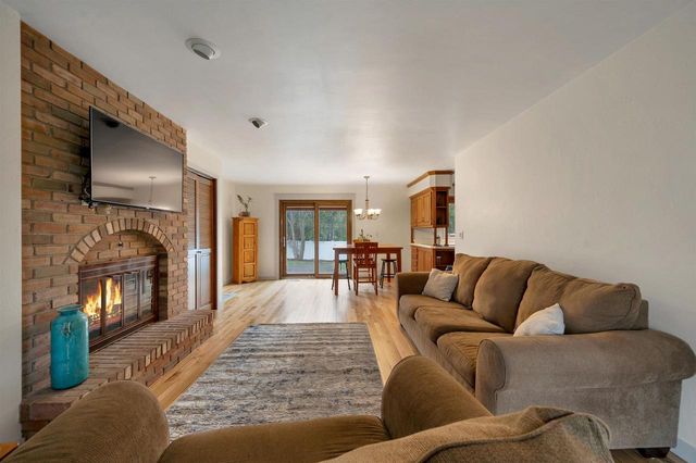 615 MALLARD COURT, De Pere, WI 54115